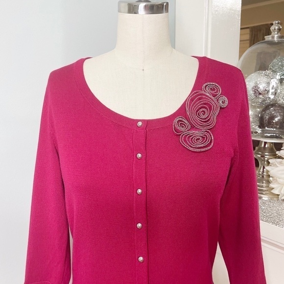 White House Black Market Pink Rose Sweater Cardigan - Picture 3 of 12